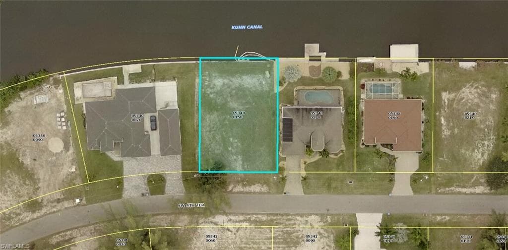 3217 SW 4th TER CAPE CORAL, FL 33991