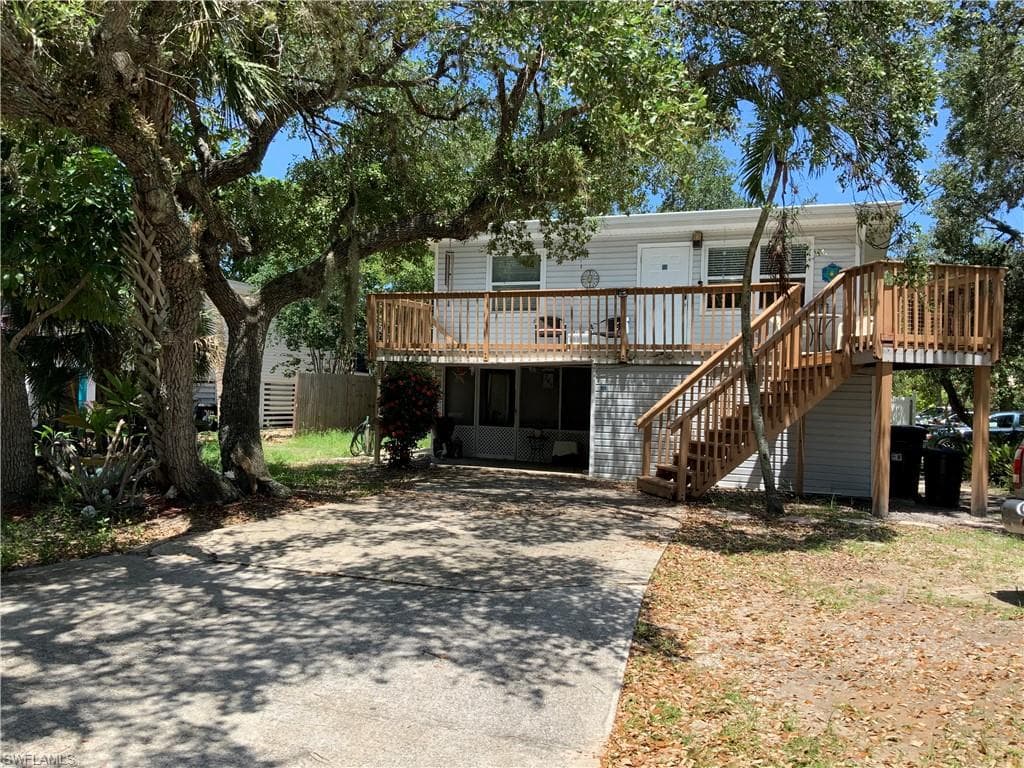 245/249 Dakota AVE FORT MYERS BEACH, FL 33931