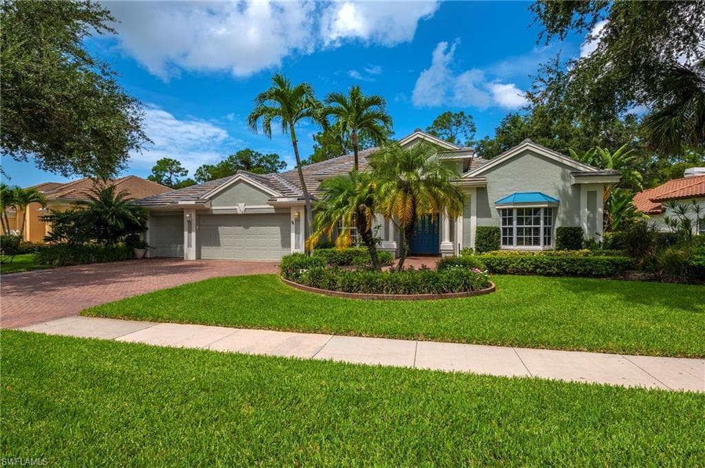 8149 Lowbank DR NAPLES, FL 34109