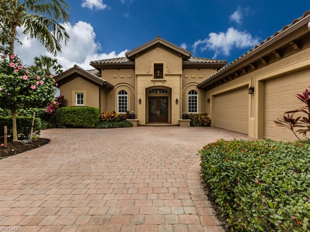 19741 Markward CRCS ESTERO, FL 33928