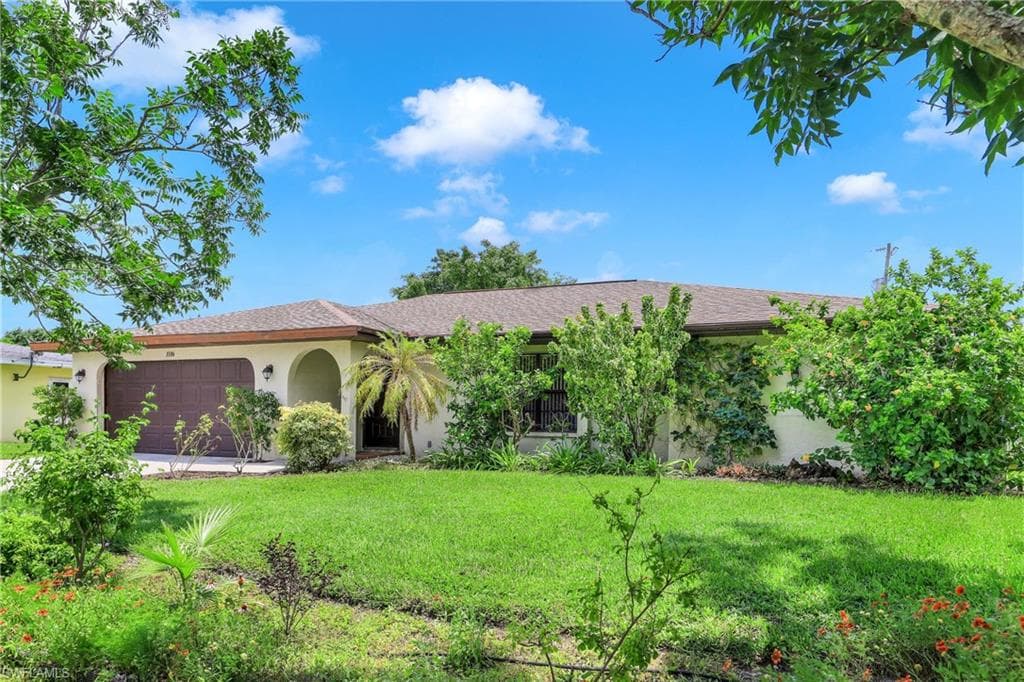 1106 SE 21st LN CAPE CORAL, FL 33990