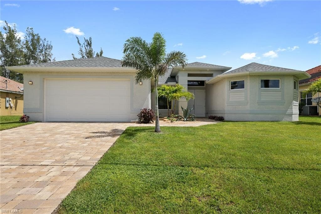 235 SW 21st LN CAPE CORAL, FL 33991
