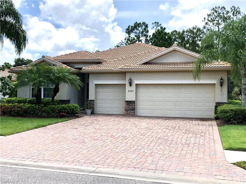 8084 Piedmont DR NAPLES, FL 34104