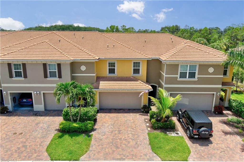 3848 Tilbor CIR FORT MYERS, FL 33916
