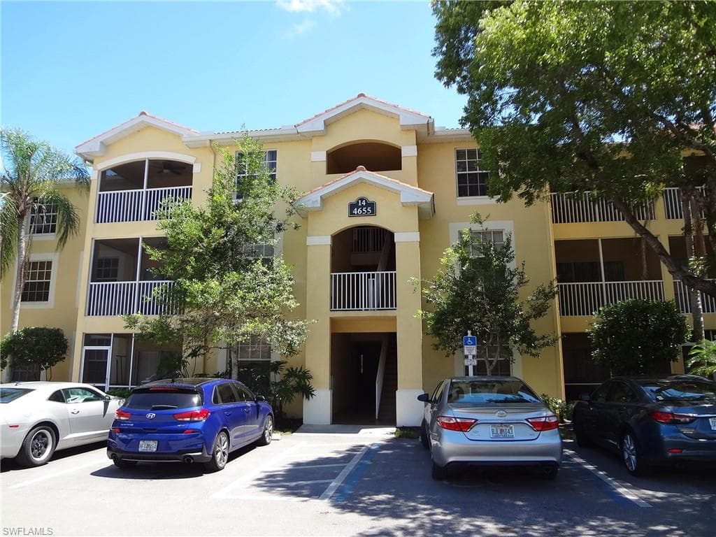 4655 Saint Croix LN 1416 NAPLES, FL 34109