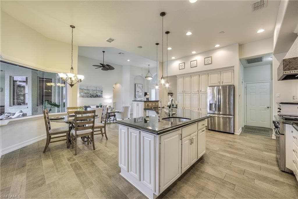 14793 Fripp Island CT NAPLES, FL 34119