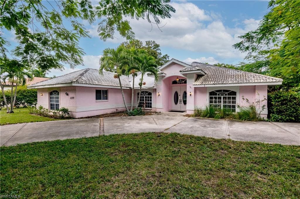1377 Coconut DR FORT MYERS, FL 33901