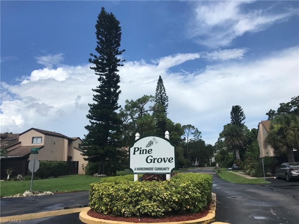 7129 Penner LN 1 FORT MYERS, FL 33907
