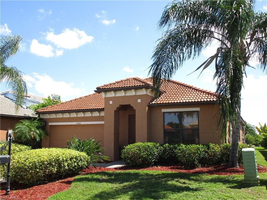 12036 Country Day CIR FORT MYERS, FL 33913