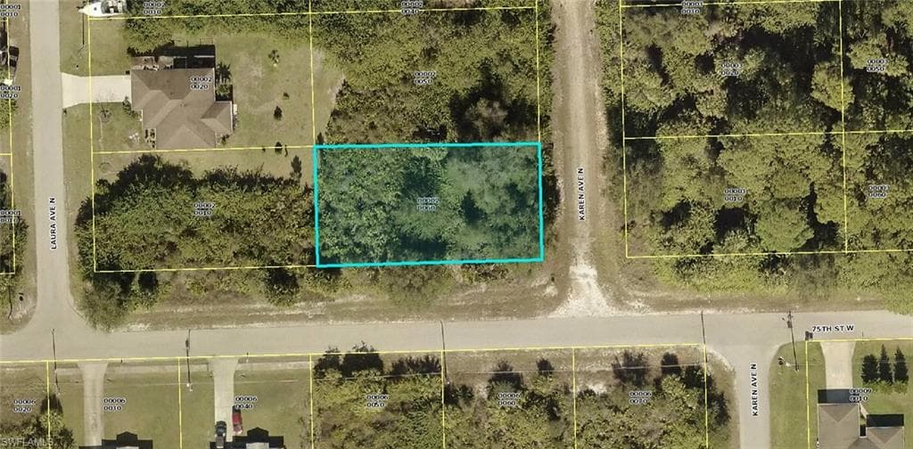 7501 Karen AVE N LEHIGH ACRES, FL 33971