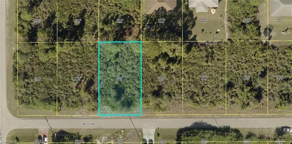 2614 22th ST W LEHIGH ACRES, FL 33976