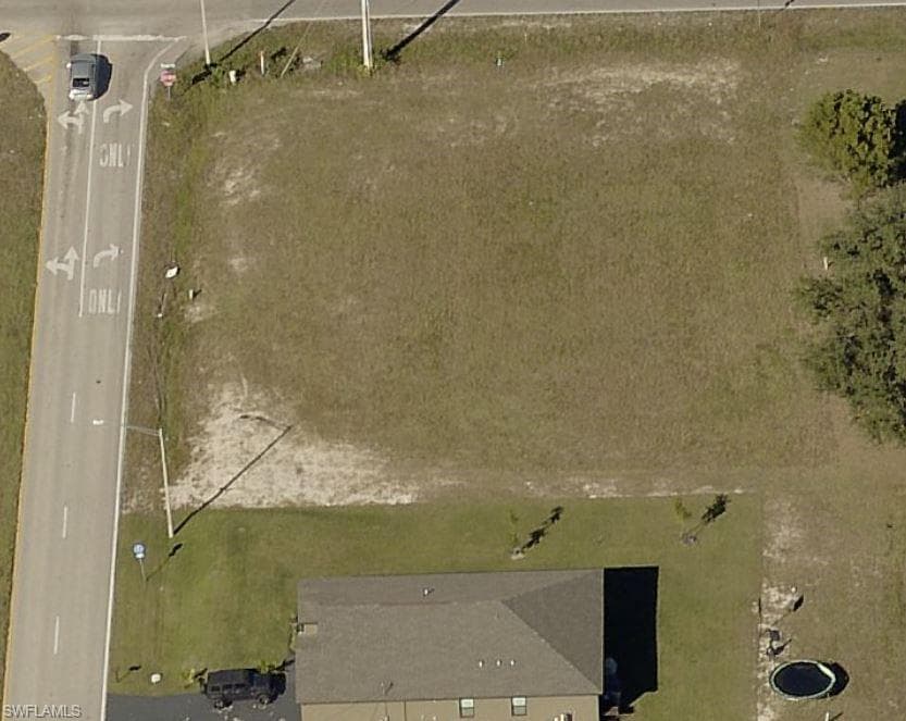 2321 Santa Barbara BLVD N CAPE CORAL, FL 33993