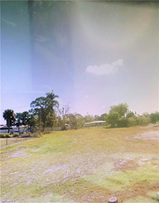 26 Illinois RD LEHIGH ACRES, FL 33936