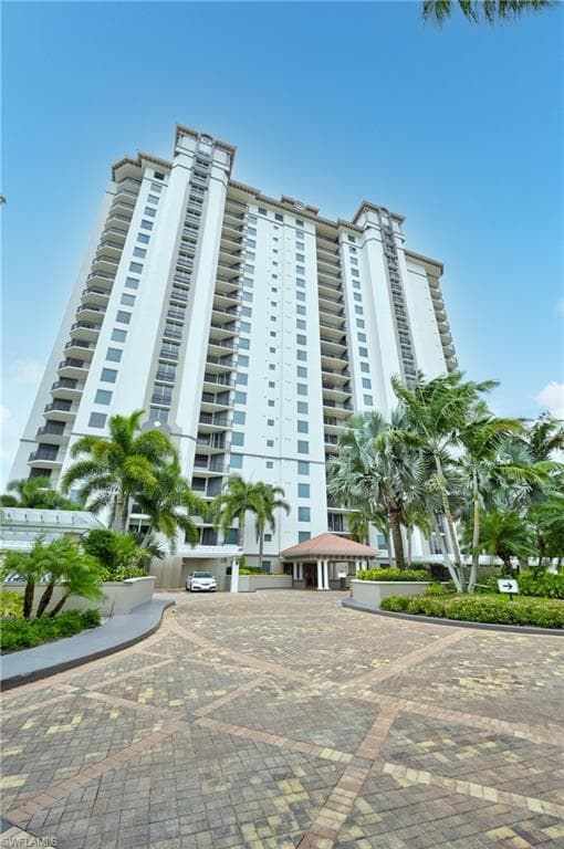 7225 Pelican Bay BLVD 2001 NAPLES, FL 34108