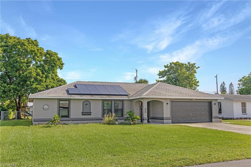 929 SE 25th LN CAPE CORAL, FL 33904
