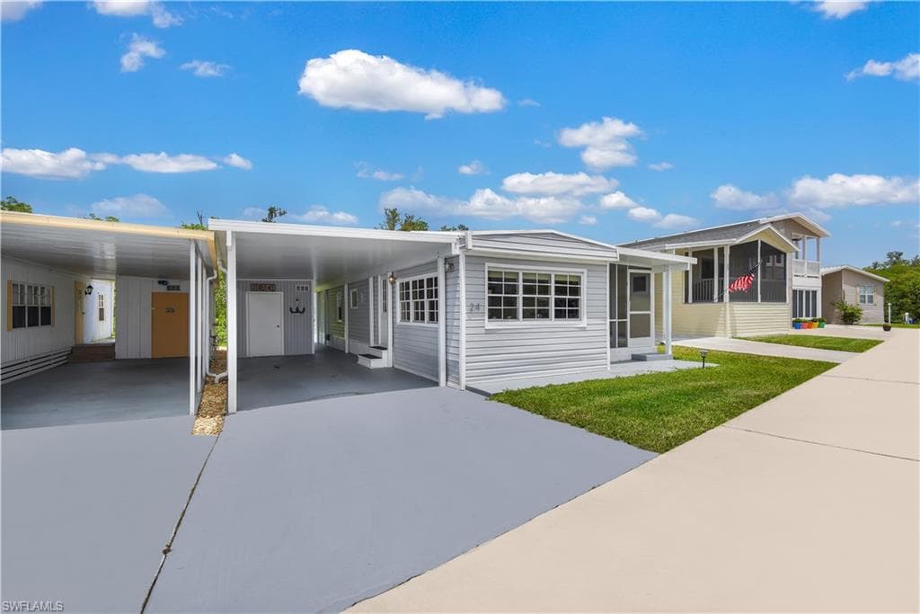 777 Walkerbilt RD 24 NAPLES, FL 34110