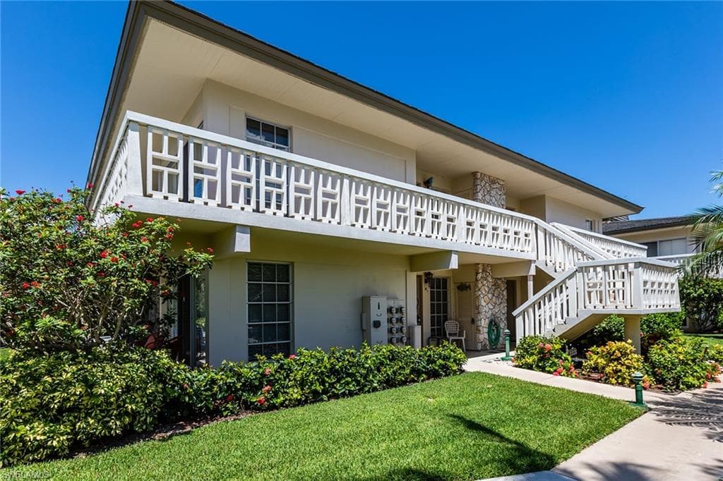 1215 Edington PL #M1 MARCO ISLAND, FL 34145