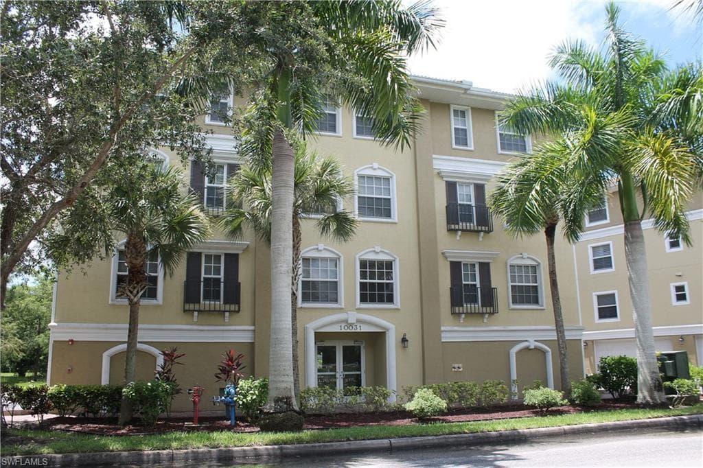 10031 Lake Cove DR 101 FORT MYERS, FL 33908