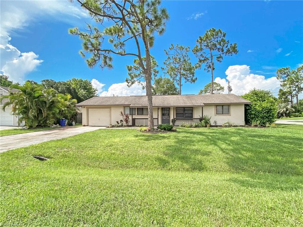 9168 Temple RD E FORT MYERS, FL 33967