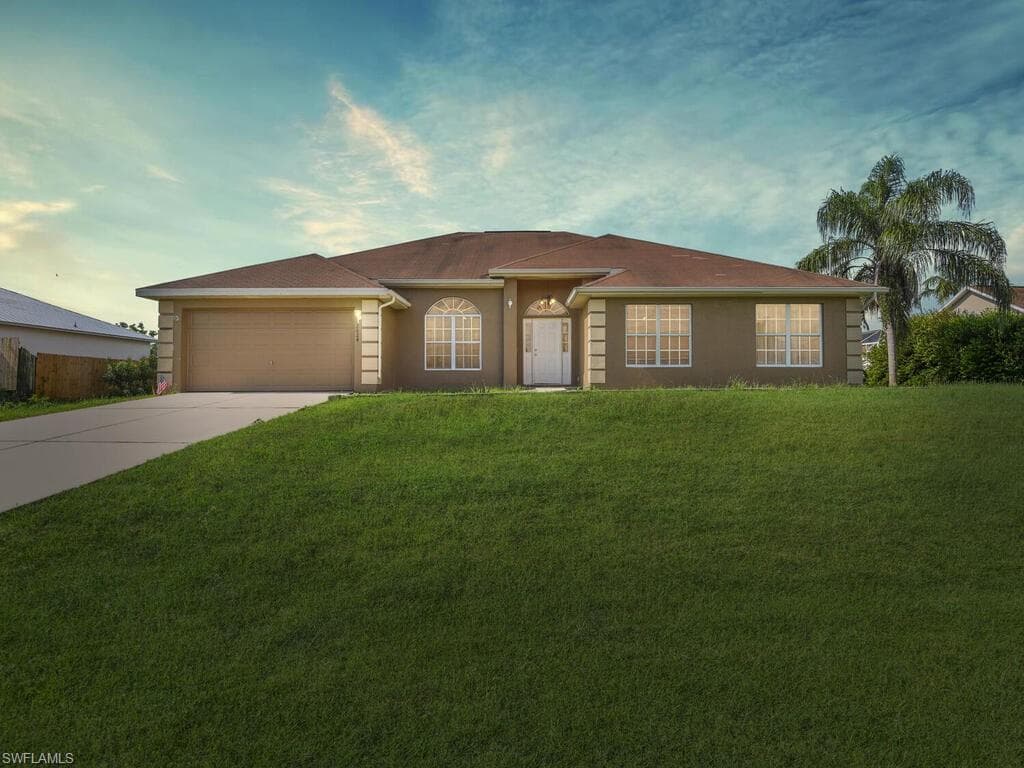 2024 SW 28th TER CAPE CORAL, FL 33914