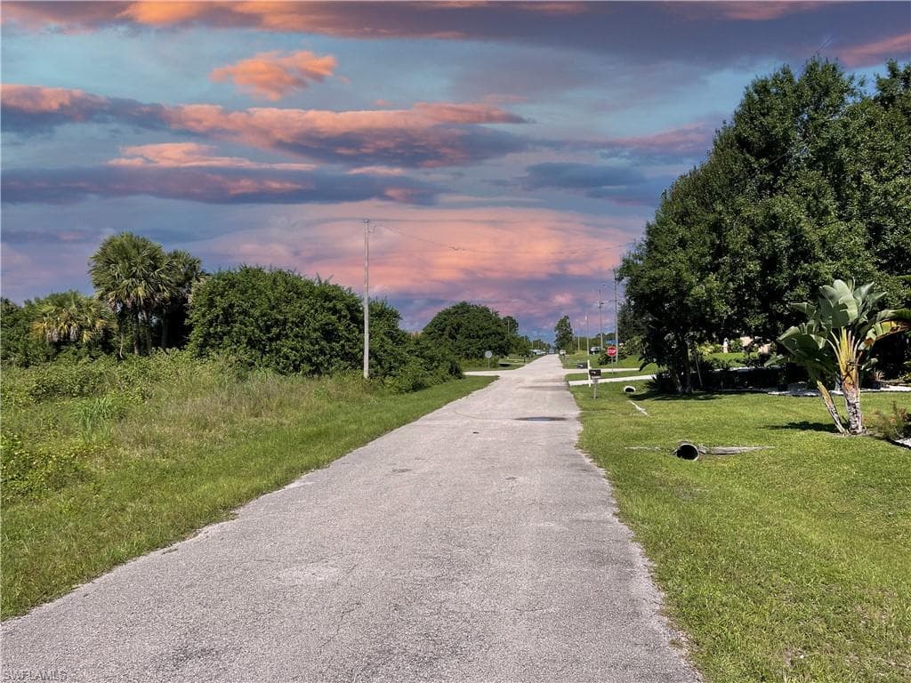 3007 39th ST SW LEHIGH ACRES, FL 33976