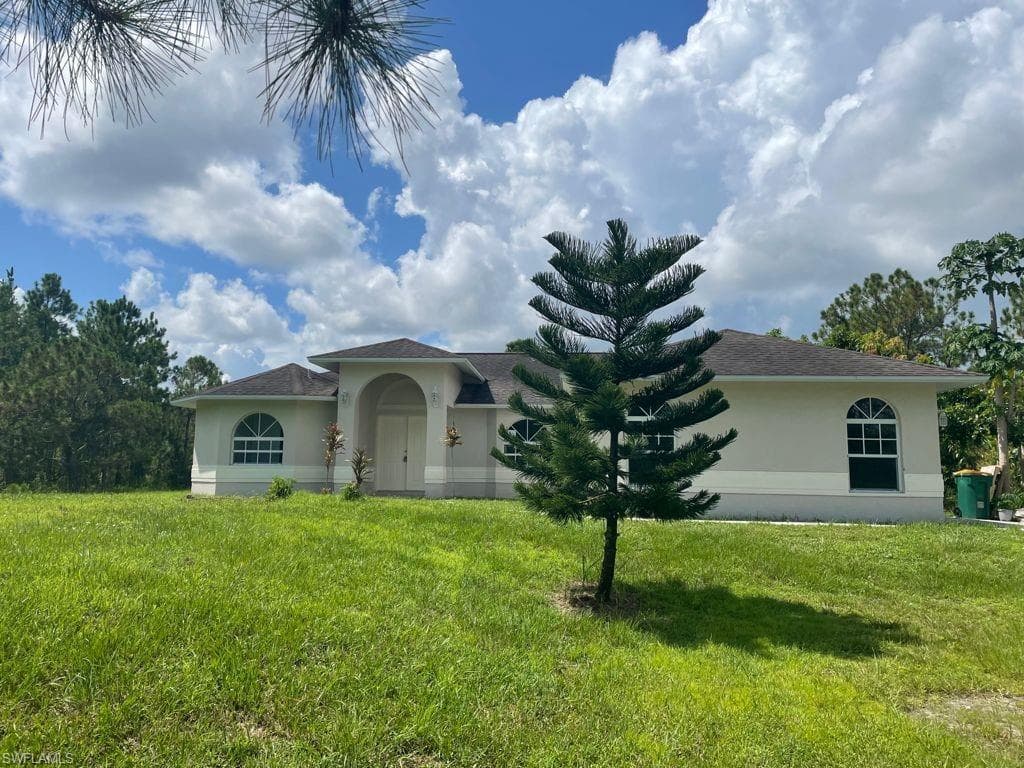 2520 68th AVE NE NAPLES, FL 34120