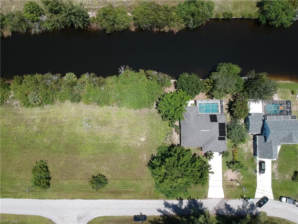 1015 NW 28th PL CAPE CORAL, FL 33993