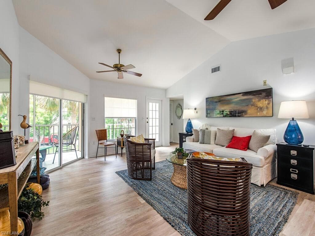 5633 Turtle Bay DR 36 NAPLES, FL 34108