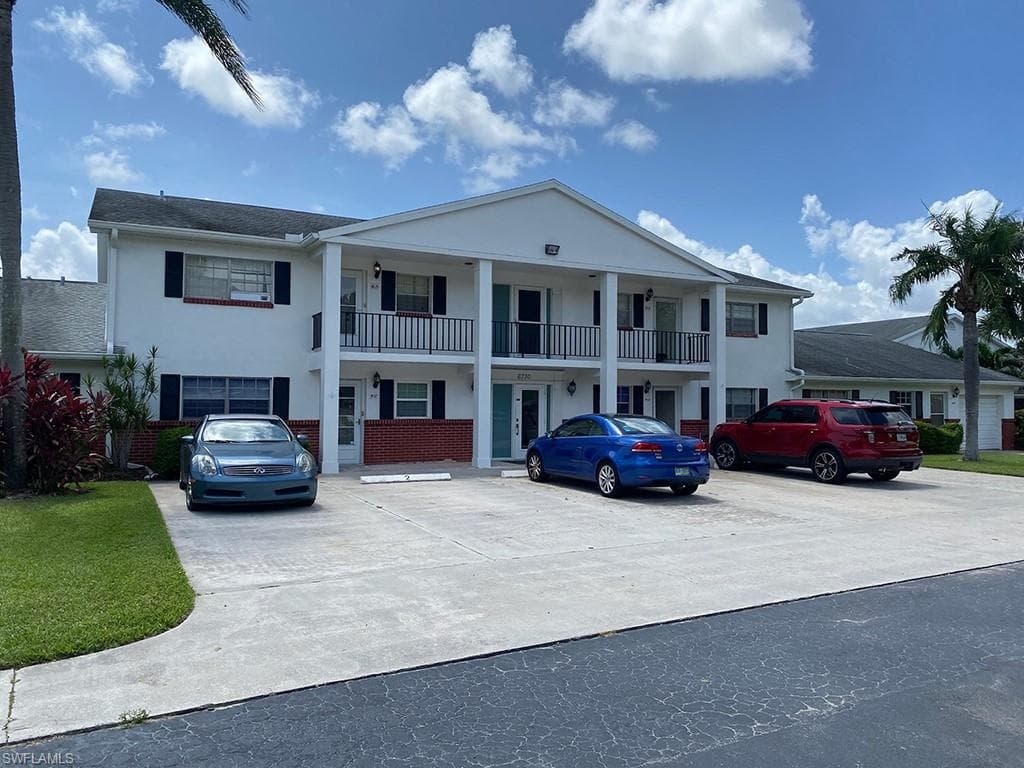 6730 Winkler RD 3 FORT MYERS, FL 33919
