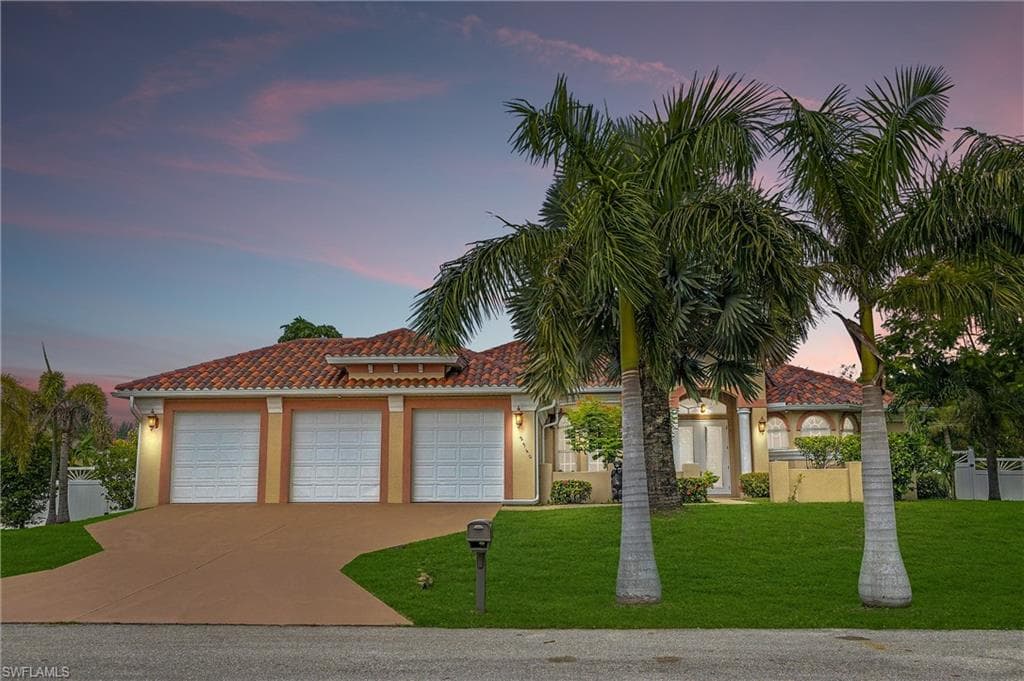 2540 SW 4th AVE CAPE CORAL, FL 33914
