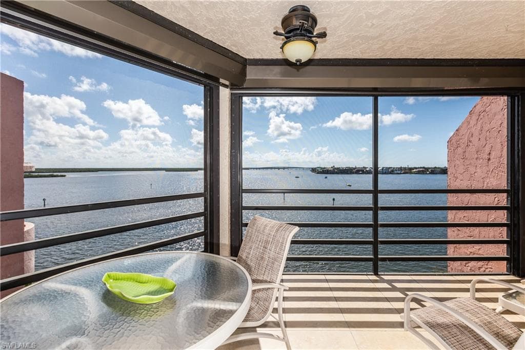 1085 Bald Eagle DR A610 MARCO ISLAND, FL 34145
