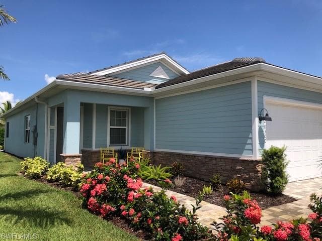 28300 Seasons Tide AVE BONITA SPRINGS, FL 34135