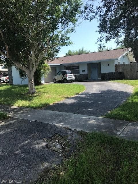 3411 Corana WAY NAPLES, FL 34105