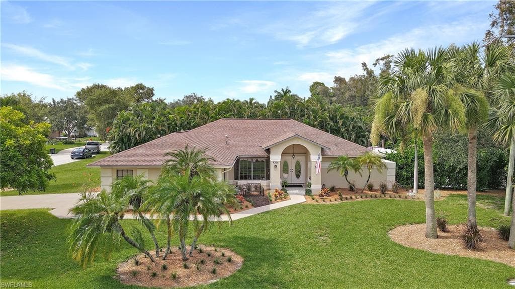 9300 Pineapple RD FORT MYERS, FL 33967