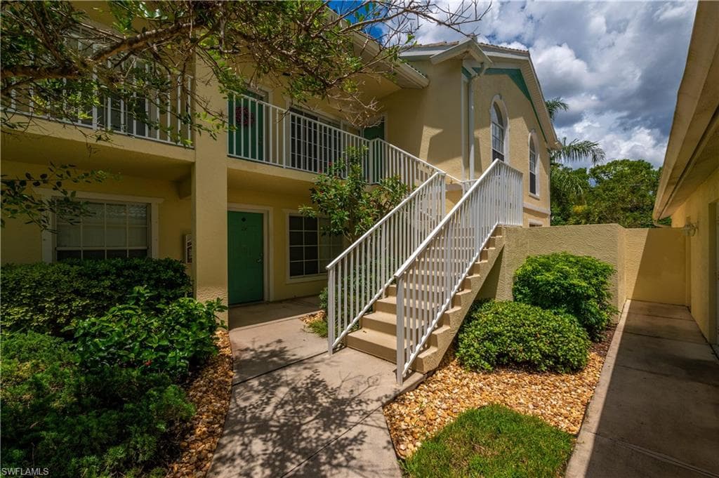 4945 Cougar CT S 4-205 NAPLES, FL 34109