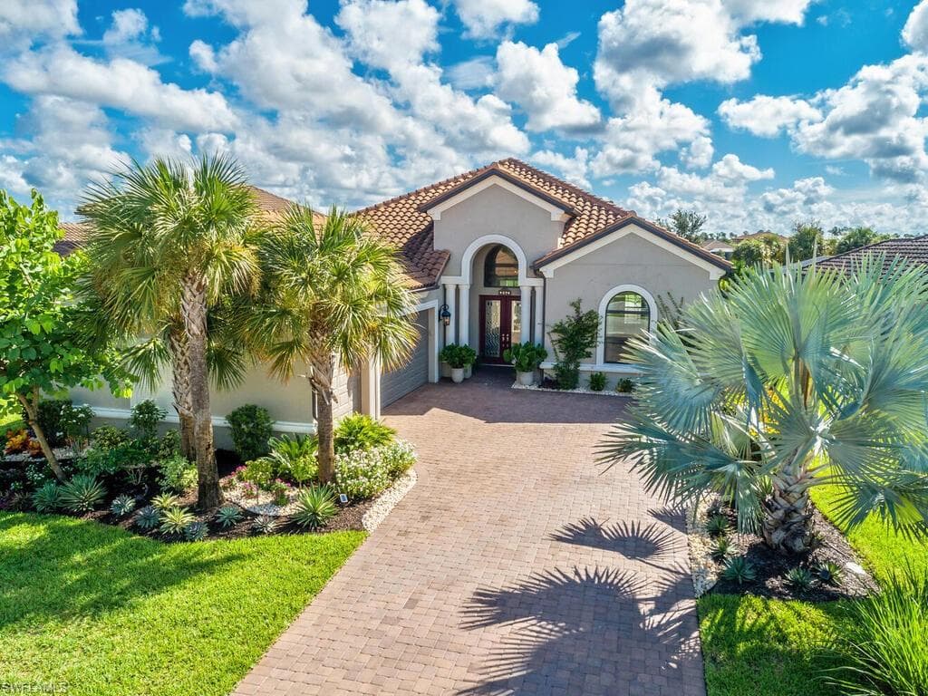 9274 Rialto LN NAPLES, FL 34119
