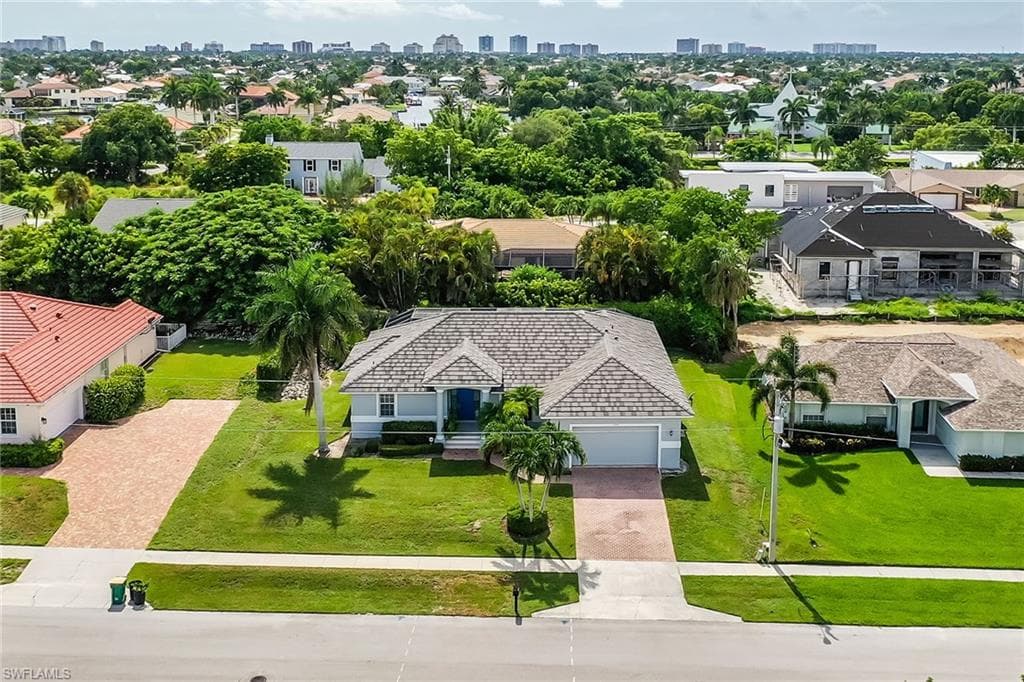 1772 Granada DR MARCO ISLAND, FL 34145