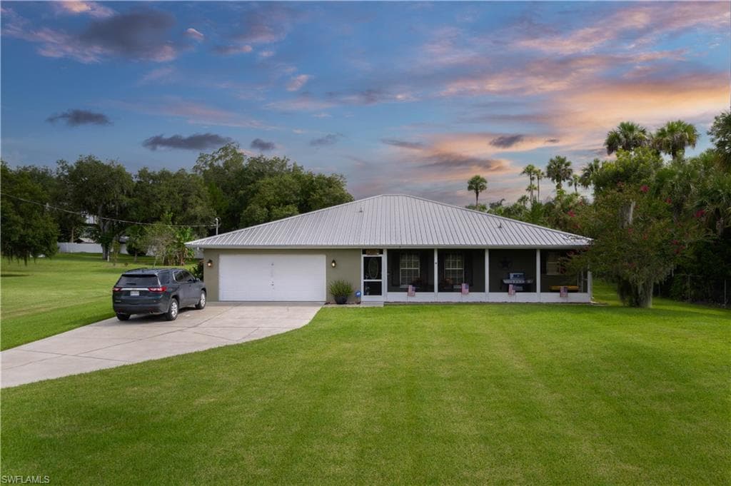 1675 Caloosa Estates LN LABELLE, FL 33935