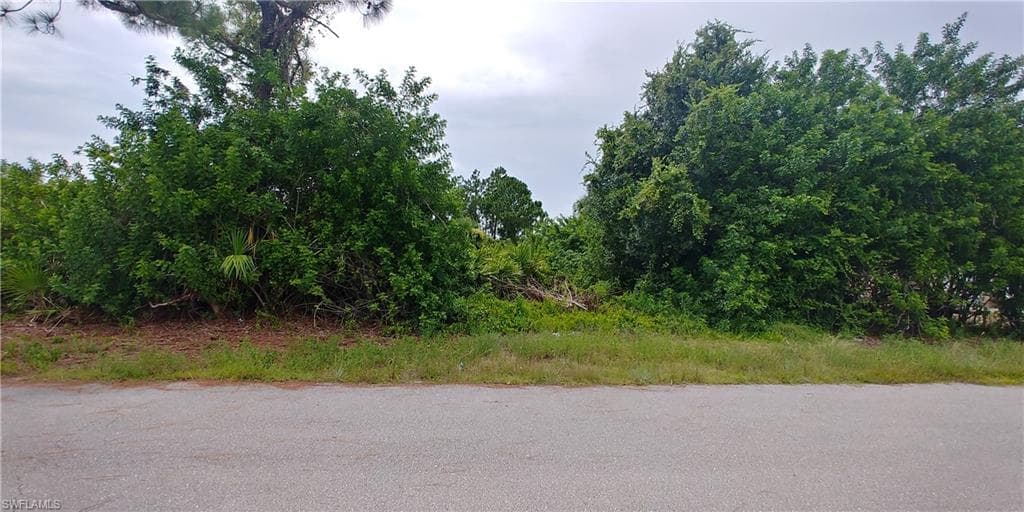 548 Sherwood AVE S LEHIGH ACRES, FL 33974