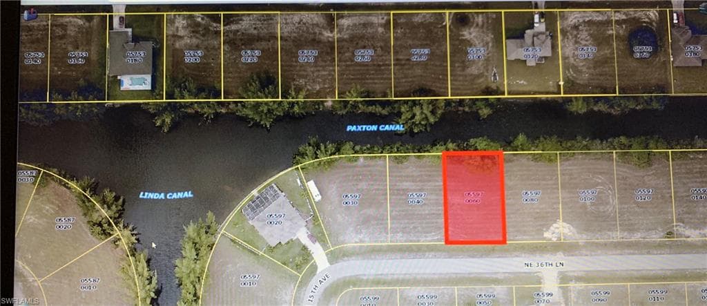 1511 NE 36th LN CAPE CORAL, FL 33909