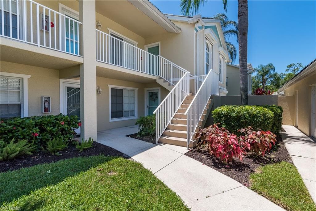 25761 Lake Amelia WAY 205 BONITA SPRINGS, FL 34135