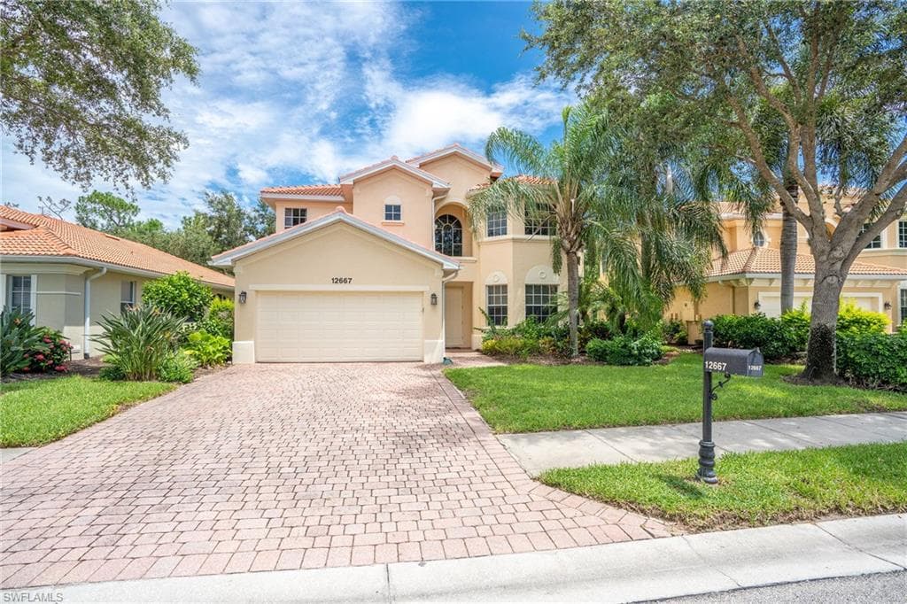 12667 Biscayne CT NAPLES, FL 34105