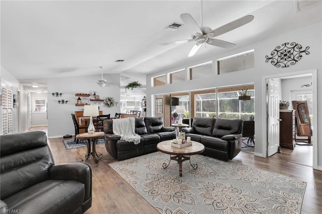 5010 Hawthorn Woods WAY NAPLES, FL 34116