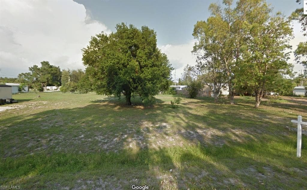 8355 Nault RD NORTH FORT MYERS, FL 33917
