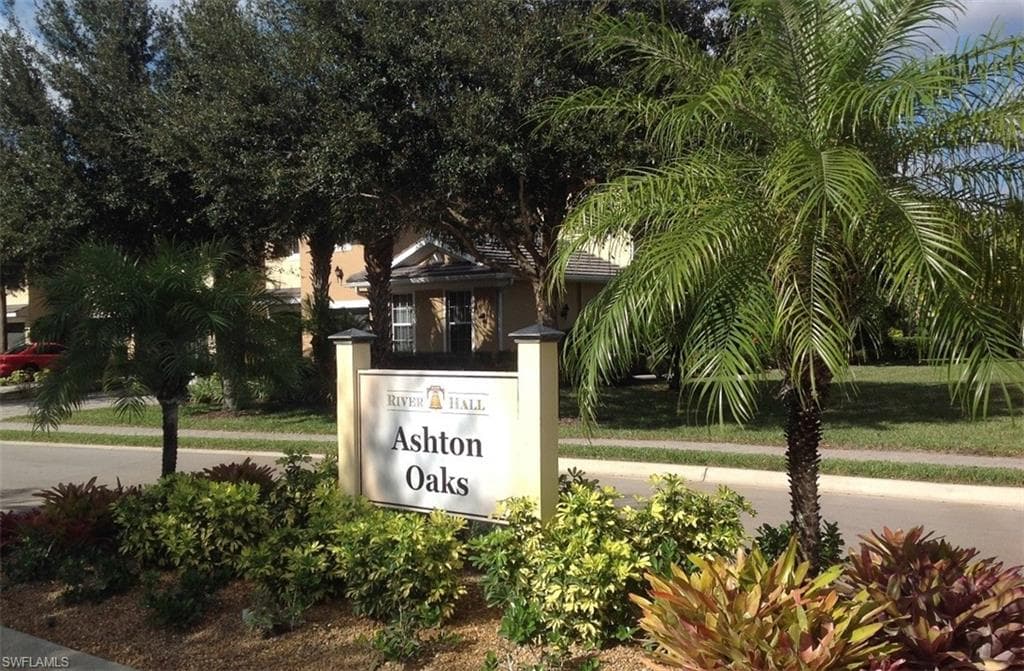 16591 Goldenrod LN 203 ALVA, FL 33920