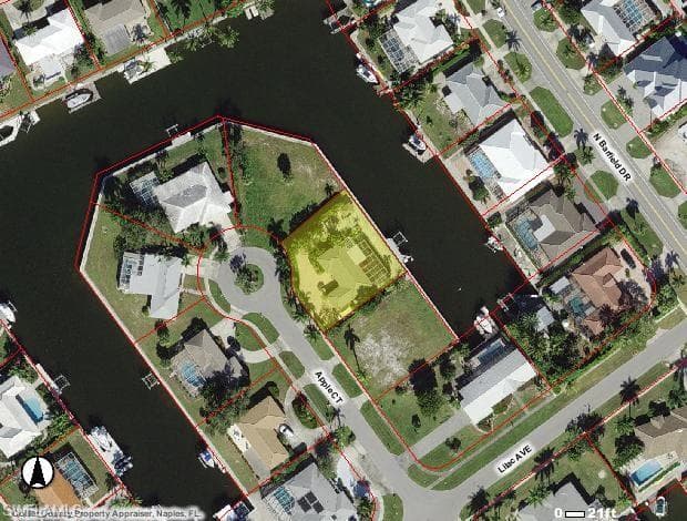 821 Apple CT MARCO ISLAND, FL 34145