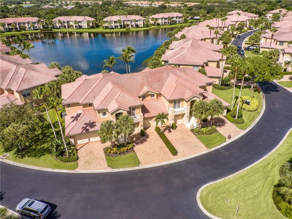 9581 Cypress Hammock CIR 201 ESTERO, FL 34135