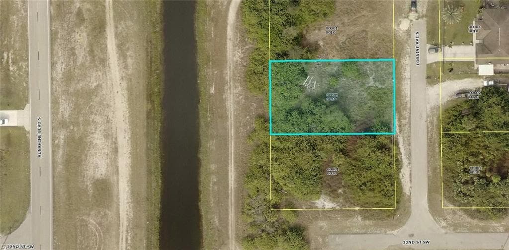 3102 Loraine AVE S LEHIGH ACRES, FL 33976
