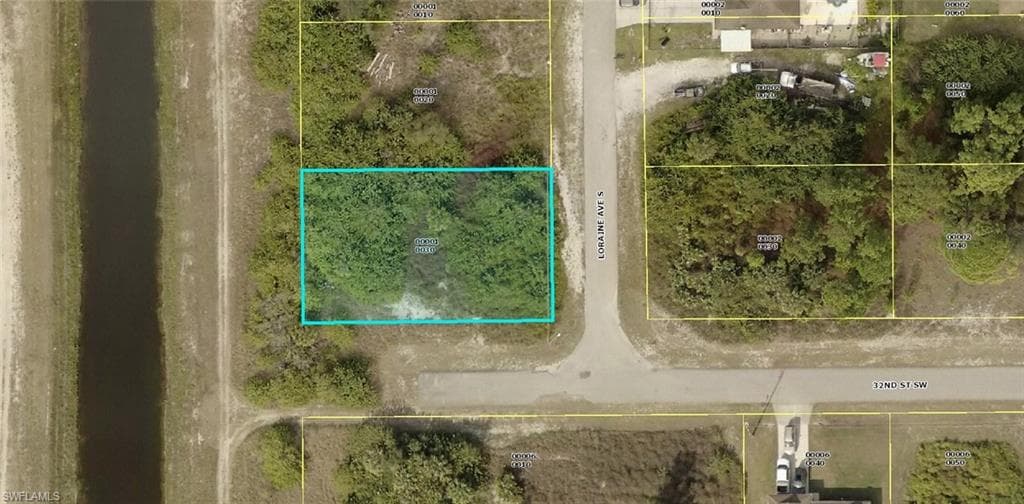 3104 Loraine AVE S LEHIGH ACRES, FL 33976