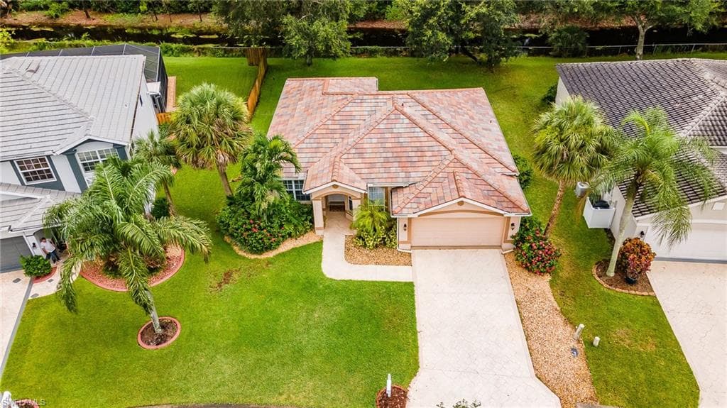 7734 Cameron CIR FORT MYERS, FL 33912